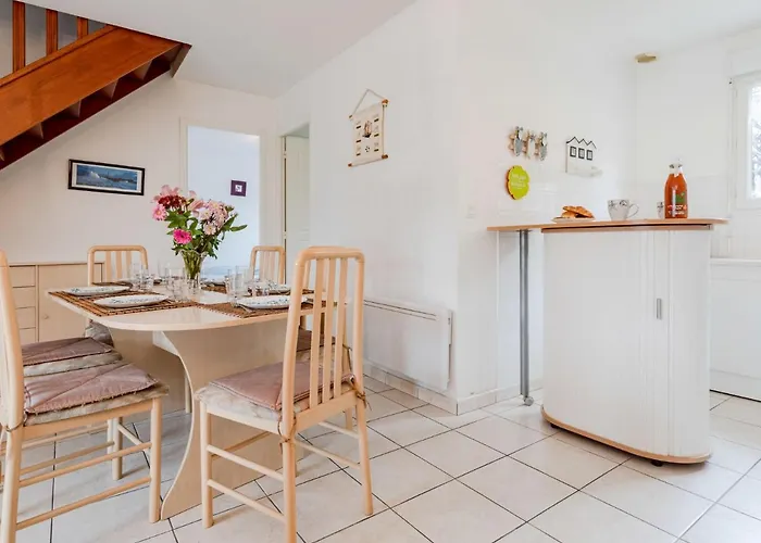 Neroli By Interhome * Hauteville-sur-Mer